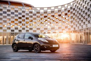 Nissan reveals stylish new LEAF Black Edition