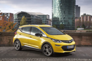 Opel Ampera-e: Premiata per le tecnologie innovative Elettriche ibride