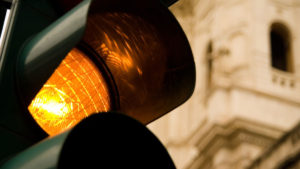 Corte di Cassazione: multa per chi passa con il semaforo giallo News Fuoriorario