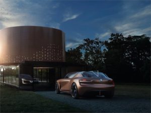 Renault al Salone di Francoforte: SYMBIOZ, la mobilità del futuro Automakers