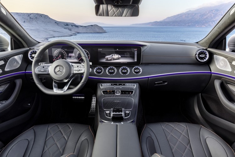 Mercedes-Benz CLS 2017 interni