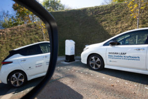 Nissan LEAF stabilizza la rete elettrica tedesca tecnologia Vehicle to Grid Elettriche ibride