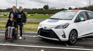 Toyota e Art4Sport primo corso guida sicura disabili su ibrida elettrificata News Fuoriorario