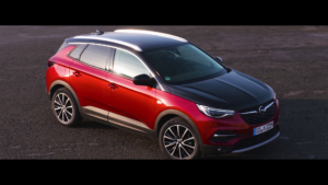 Grandland X Hybrid4, la prima ibrida plug-in di Opel Elettriche ibride