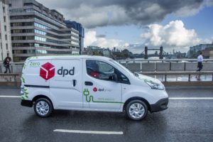 300 Nissan e-NV200 van al corriere DPD per le consegne a zero emissioni OltreFrontiera