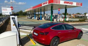 Elettriche ibride