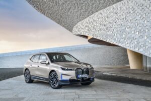 BMW iX: un primo sguardo sulla futura gamma Elettriche ibride