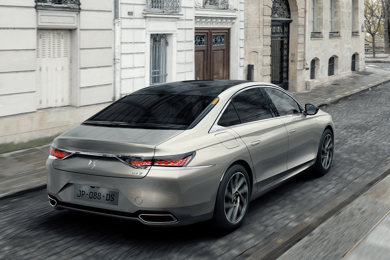 AUTO IBRIDA PLUG-IN 2020