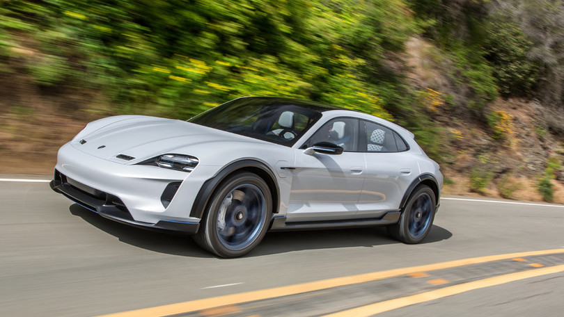 Porsche Taycan Cross Turismo