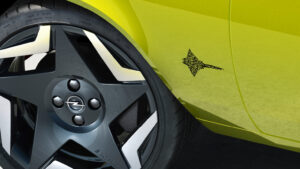 Opel digitalizza i propri modelli, niente lettere, arriva il iQR code News Fuoriorario