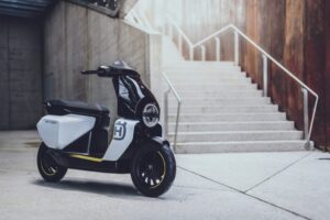 Husqvarna Motorcycles: scende in campo un nuovo scooter elettrico Twin Fleet