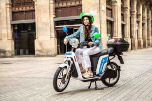 Scooter in sharing Coltra: FreeNow migliora i servizi integrando la App Twin Fleet