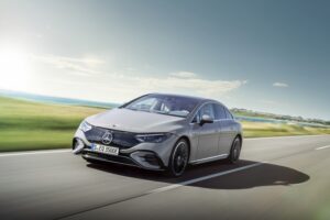 Nuova Mercedes EQE