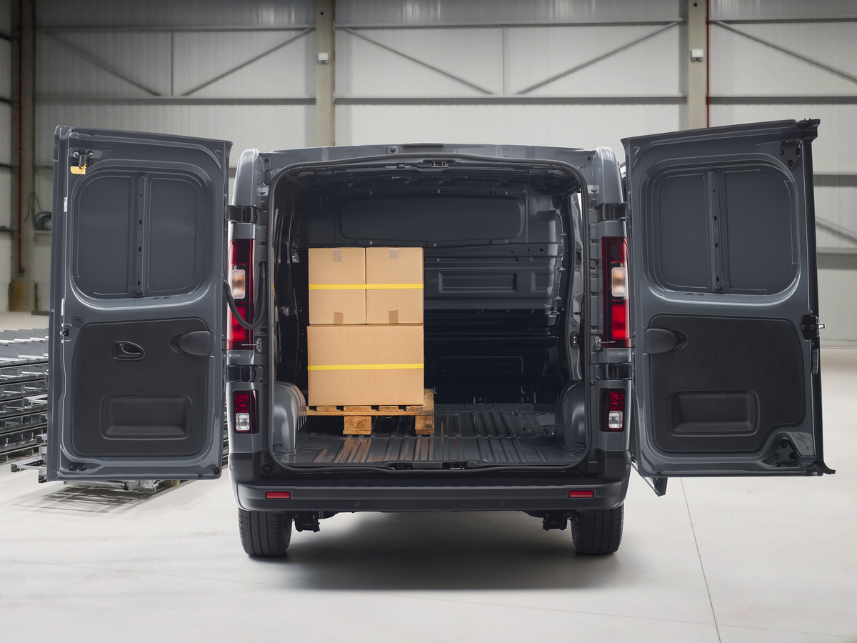 Nissan LCV