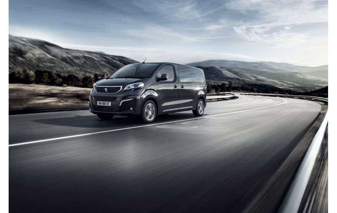 PEUGEOT e-TRAVELLER