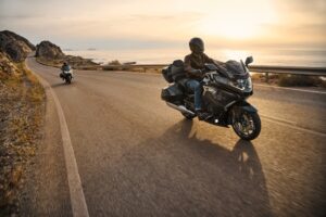 Nuova BMW K 1600: Il fascino del sei cilindri per una guida dinamica e lussuosa Twin Fleet