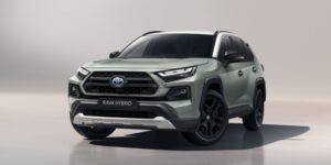 Nuovo Toyota RAV4 Adventure