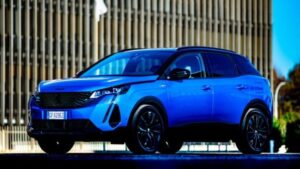 PEUGEOT 3008 HYBRID4
