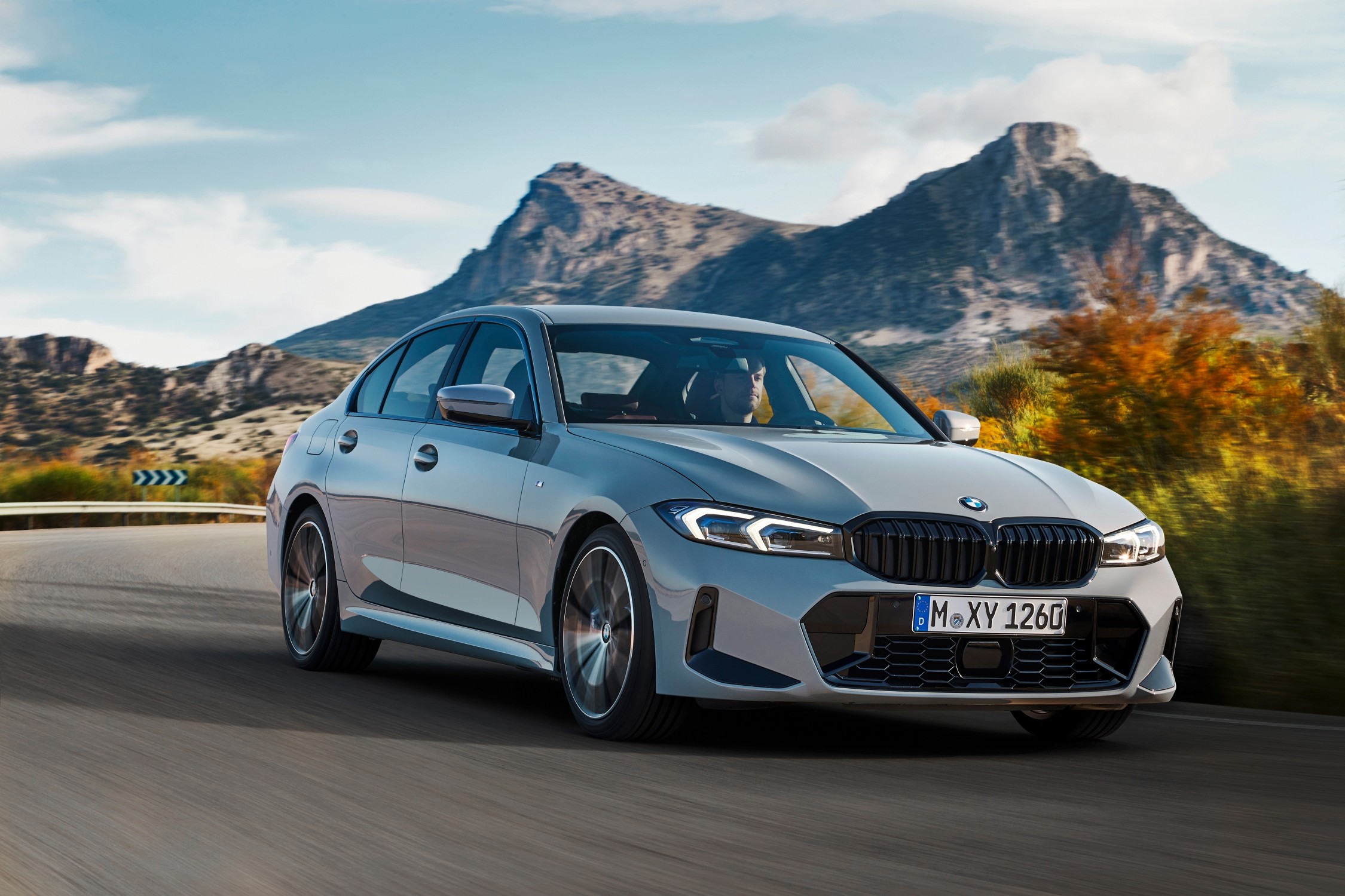Nuova BMW Serie 3