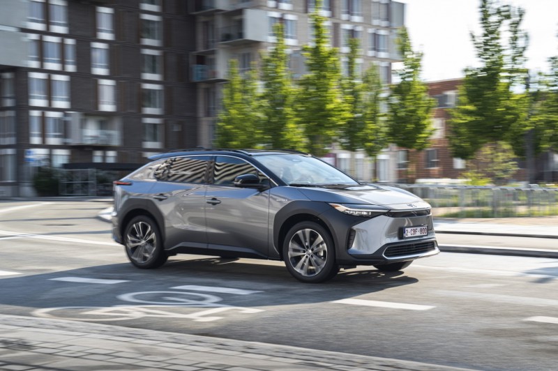Nuovo Toyota bZ4X