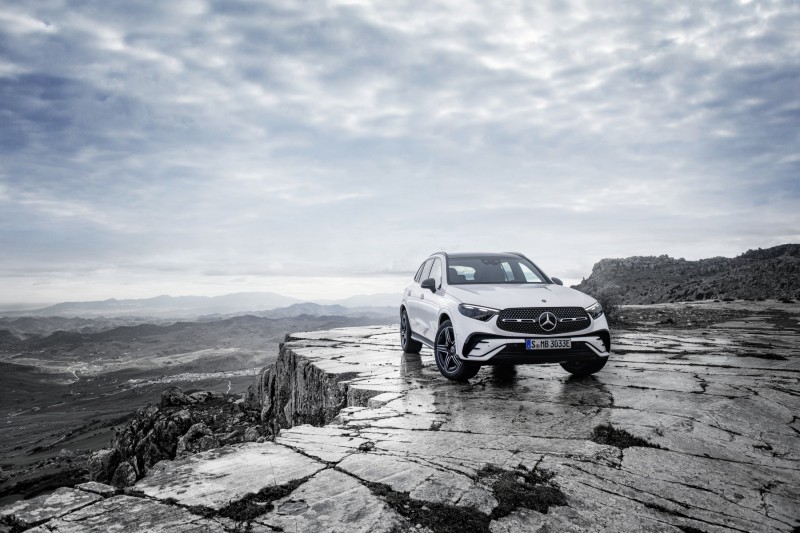 Nuova Mercedes-Benz GLC:
