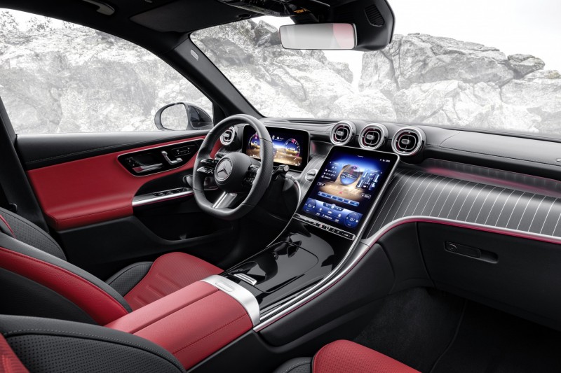 Nuova Mercedes-Benz GLC: