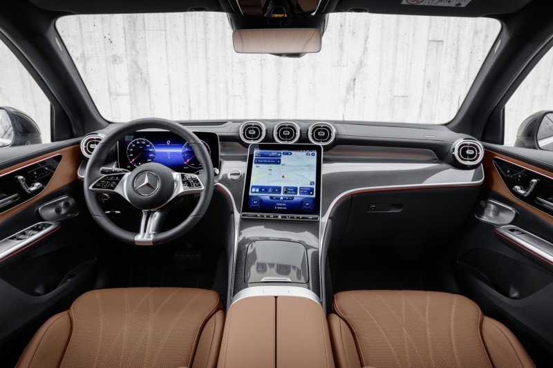 Nuova Mercedes-Benz GLC: