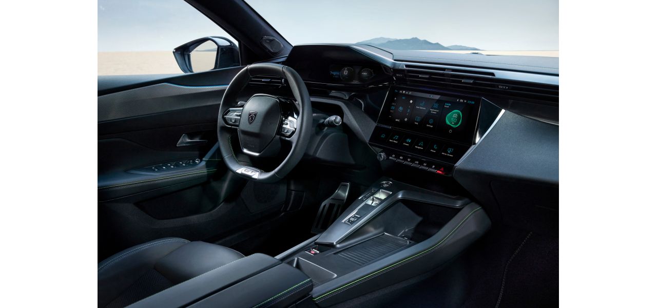 Nuova Peugeot 408