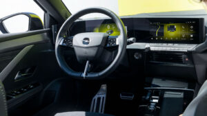 Nuova Opel Astra GSe