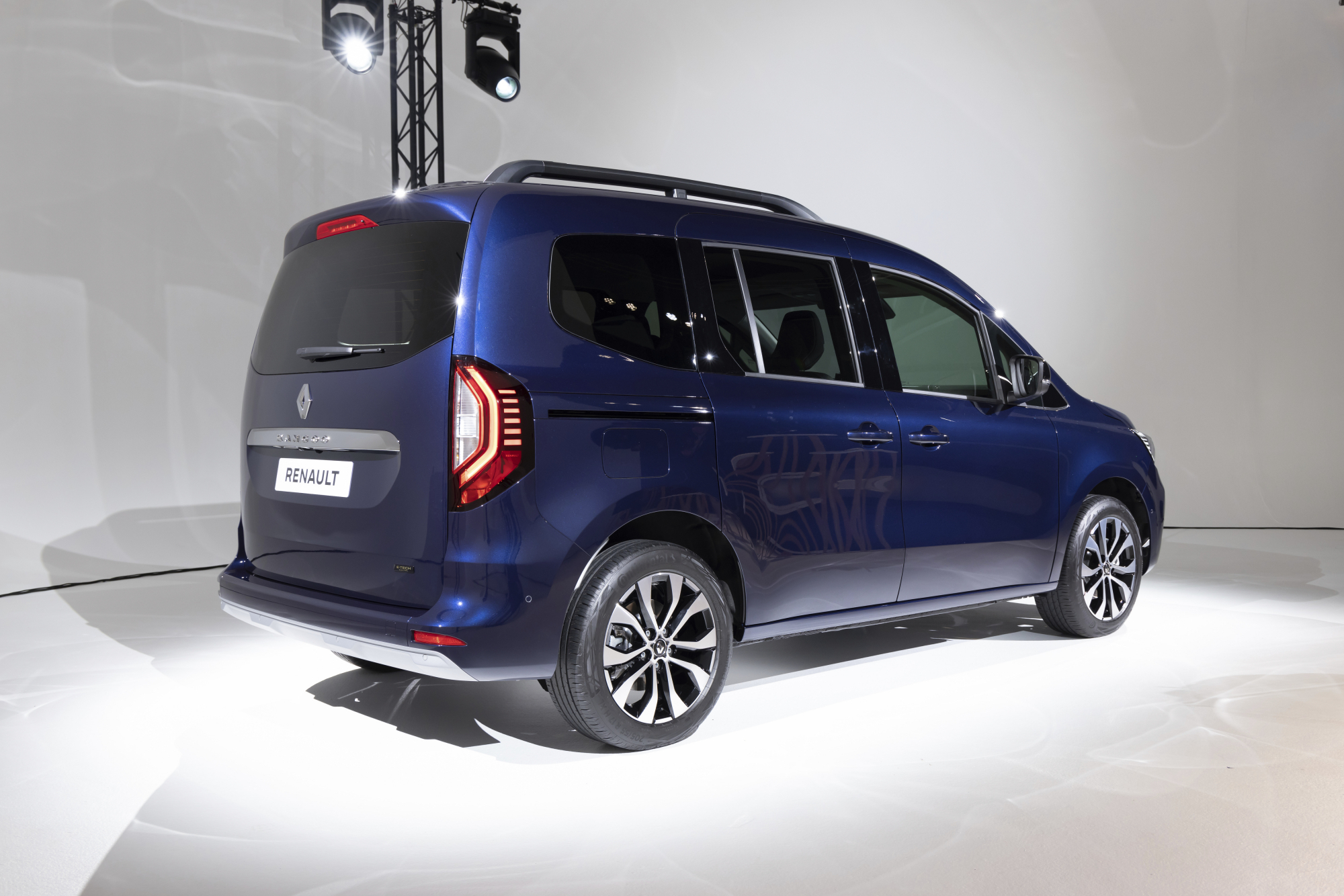 Nuovo Renault Kangoo E-Tech Electric