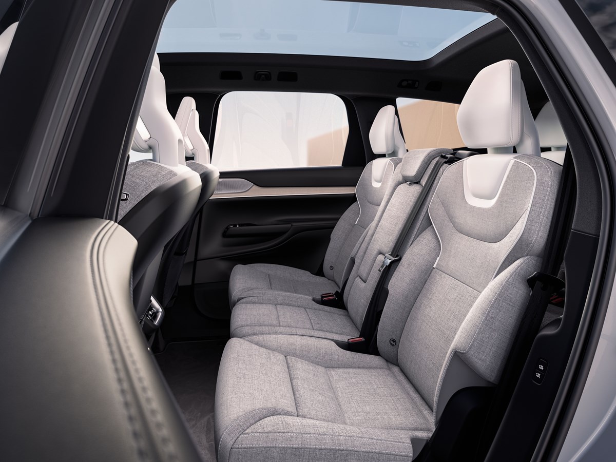 Nuova Volvo EX90