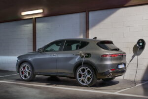 Tonale Plug-In Hybrid Q4  2022