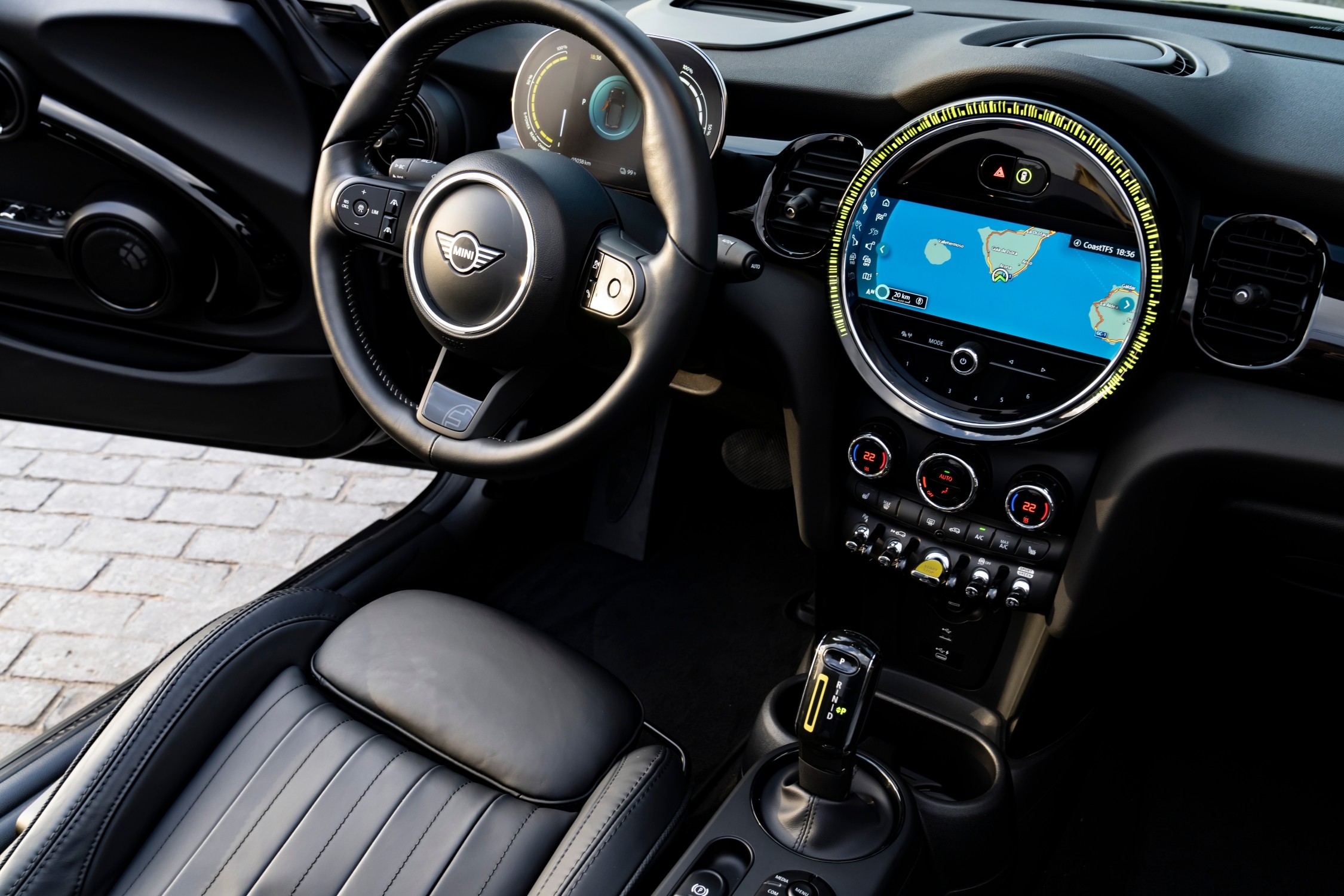 MINI Cooper SE Cabrio