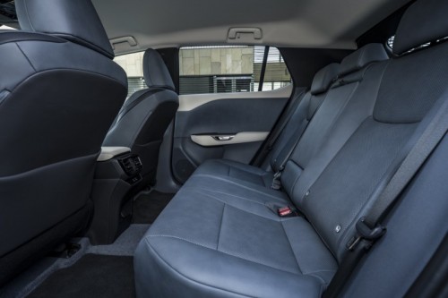 Nuovo Lexus RZ 450e