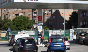 Stop definitivo auto benzina e diesel  2035