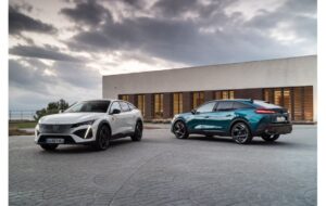 Nuova Peugeot 408