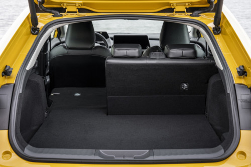 Nuova Toyota Prius interni