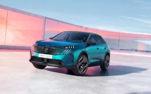 Nuovo Peugeot e-3008