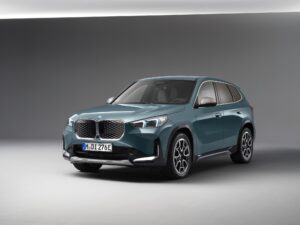 Nuova BMW iX1 eDrive20