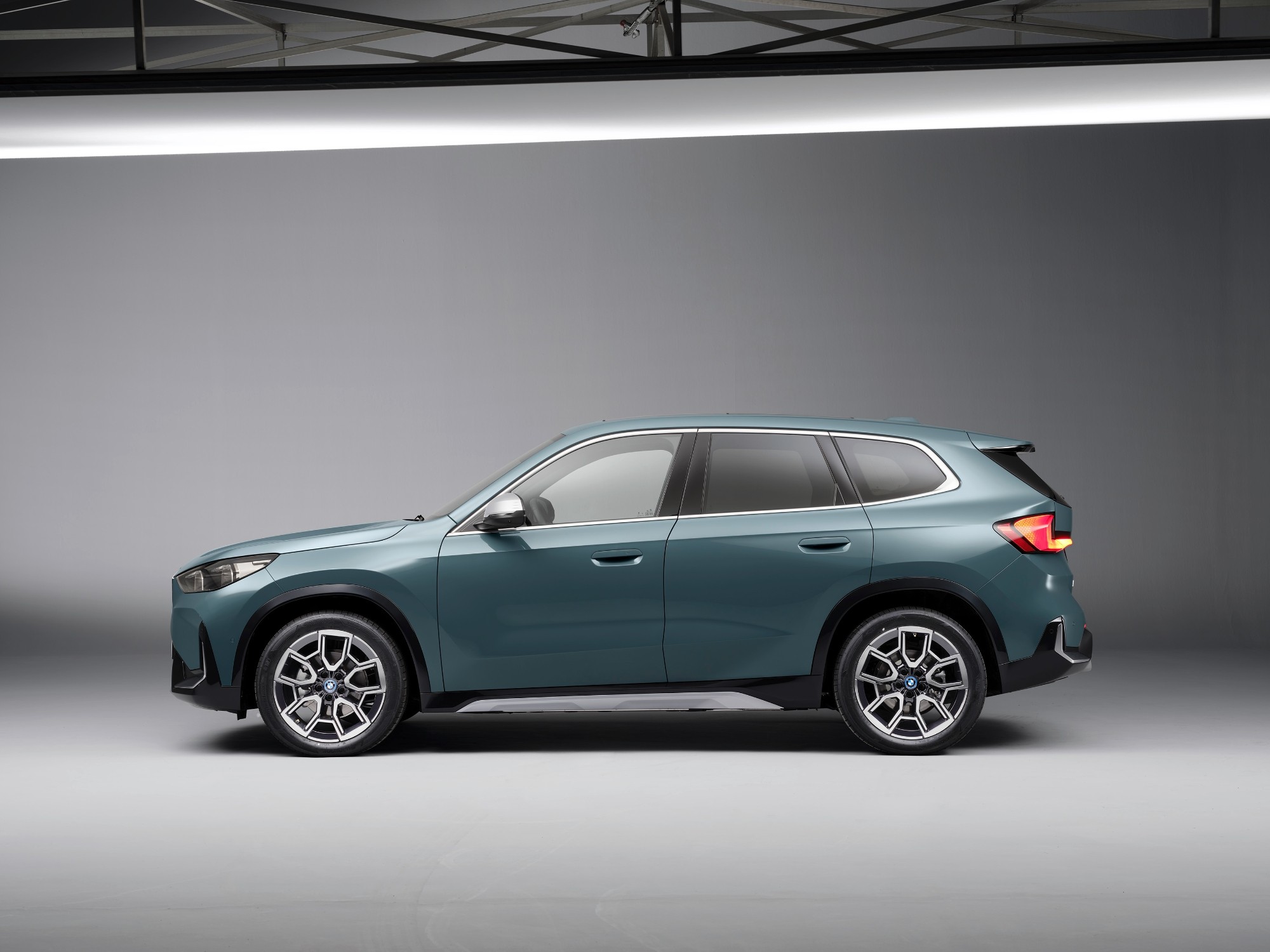 Nuova BMW iX1 eDrive20