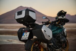 BMW R 1300 GS: presentato il sistema di valigie Vario Twin Fleet