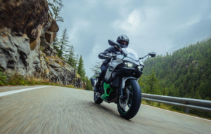 Kawasaki Ninja 7 HEV hybrid