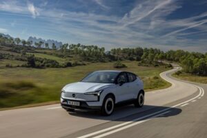 Volvo EX30 elettrica