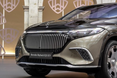 Nuova Mercedes-Maybach EQS SUV