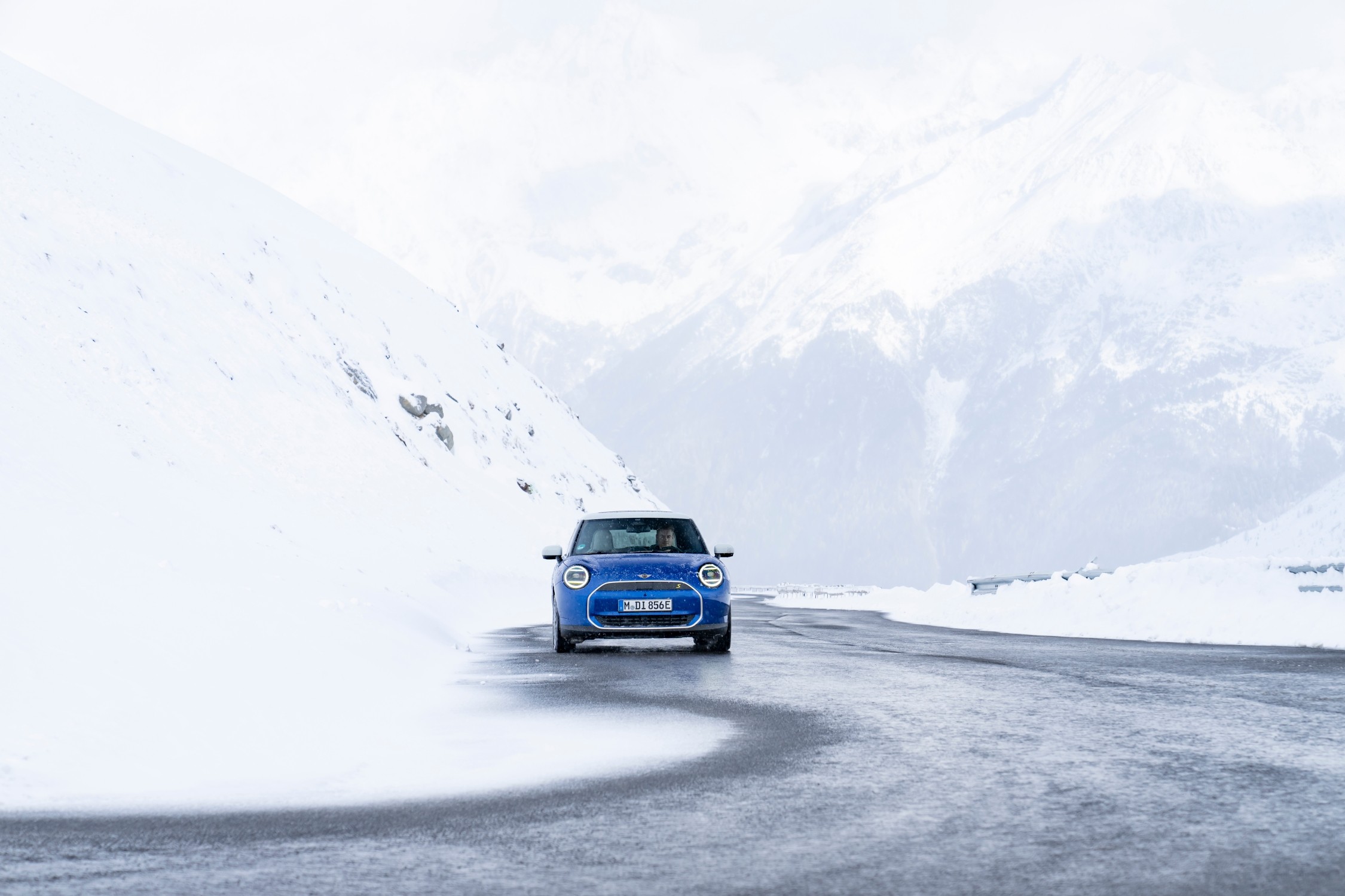 Nuova MINI Cooper SE