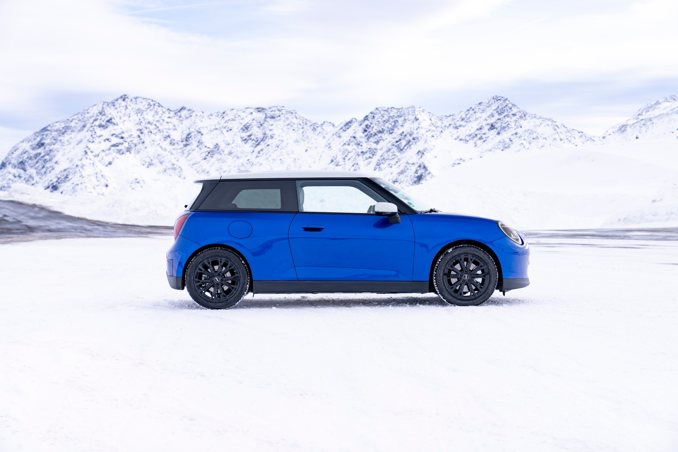 Nuova MINI Cooper SE