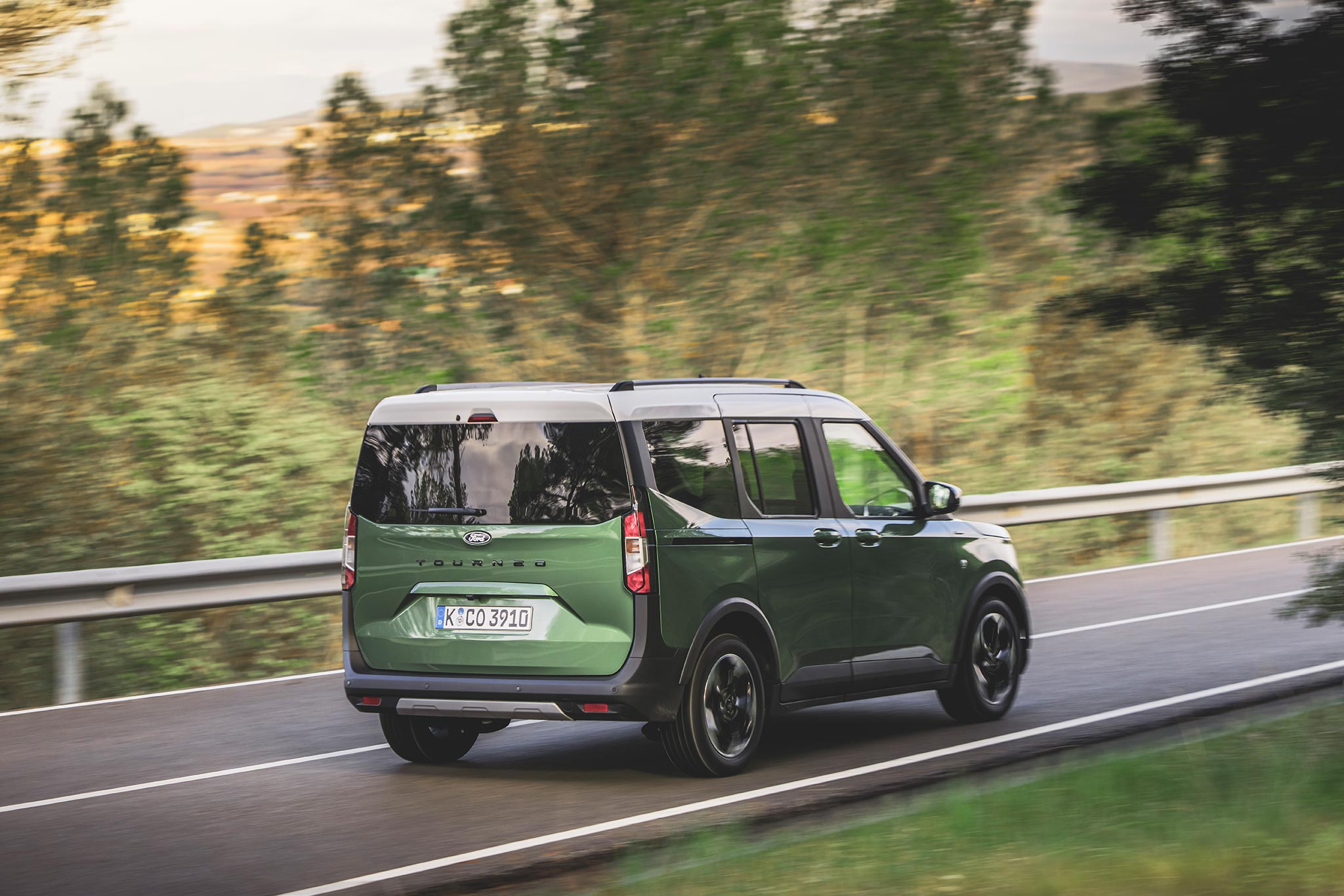 Nuovo Ford Tourneo Courier