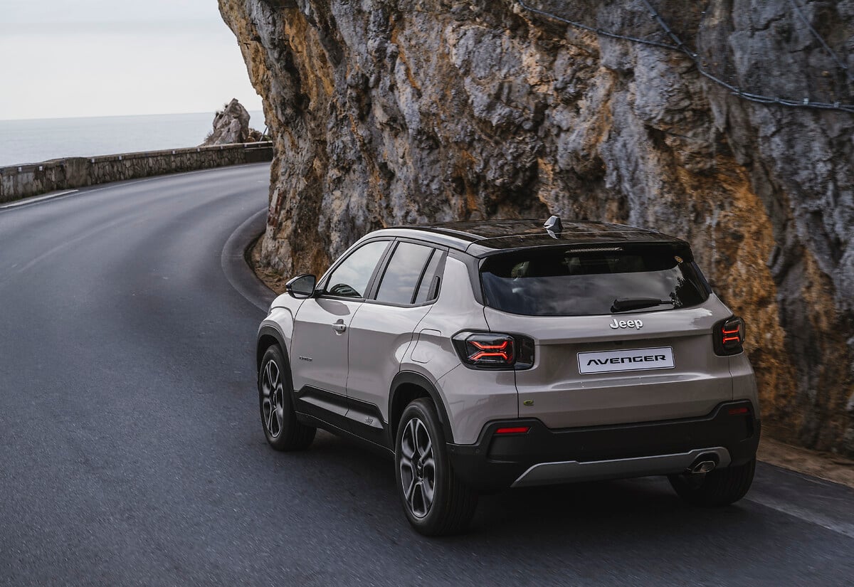 Nuova Jeep® Avenger 4xe