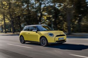 Nuova Mini Cooper E Classic