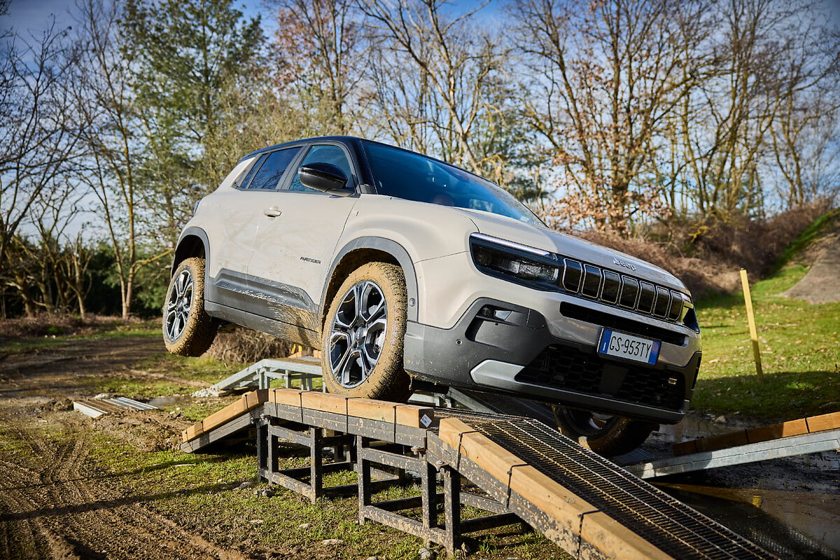 Jeep Avenger e-Hybrid